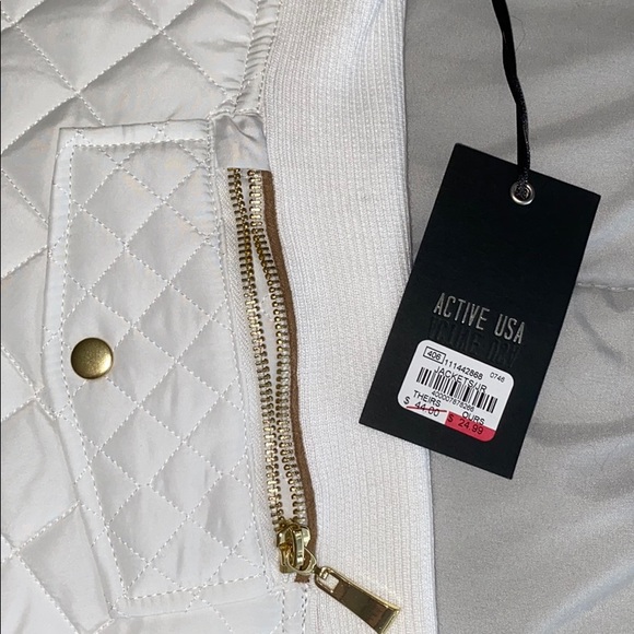 Active Vest - Picture 4 of 6